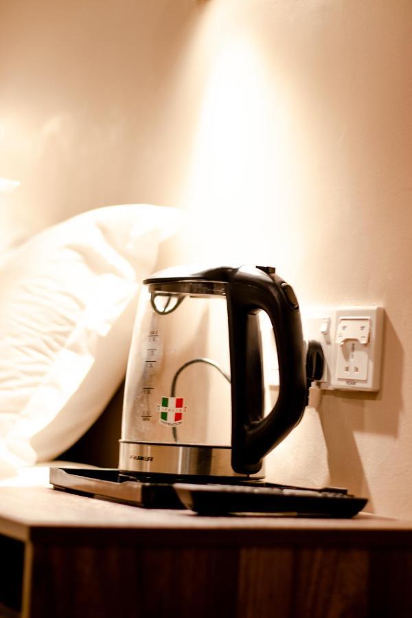 Hexa Hotel & Backpackers Capsules Bukit Bintang Kuala Lumpur Kültér fotó